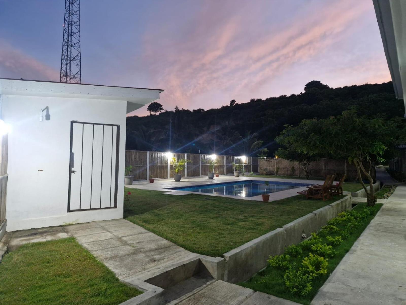 Satu Hati Hotel Ekas Exterior foto